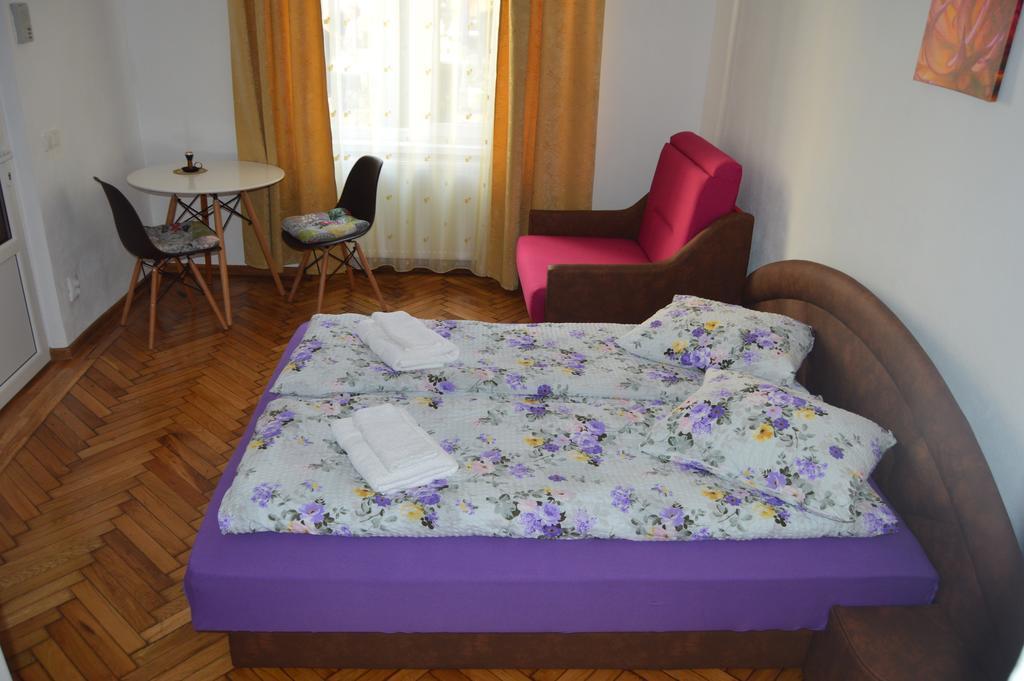 Appartamento Apartament Ultracentral Sibiu Esterno foto